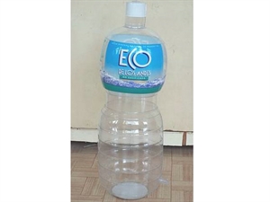 Picture of Inflatable Wine Bottle